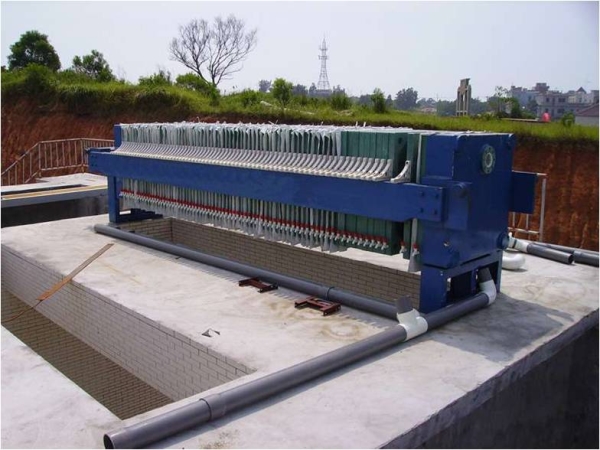 30m2板框壓濾機